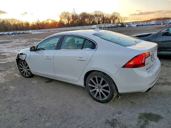 LYV402HK8HB125393 2017 VOLVO S60 - Image 2