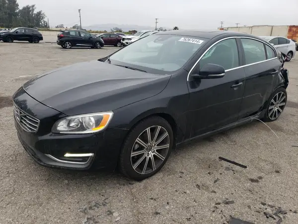 LYV402HK8JB166323 2018 VOLVO S60 - Image 1