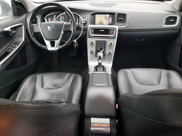 LYV402HK8JB166323 2018 VOLVO S60 - Image 8