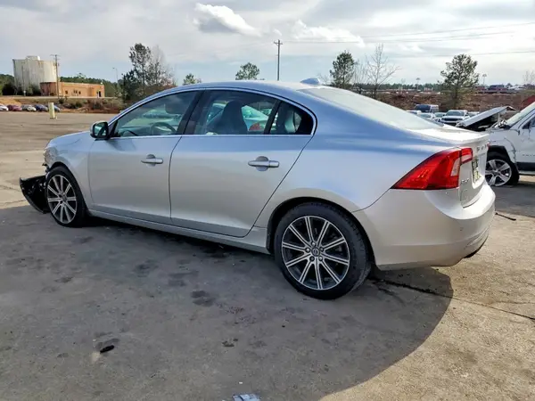 LYV402HKXHB137545 2017 VOLVO S60 - Image 2