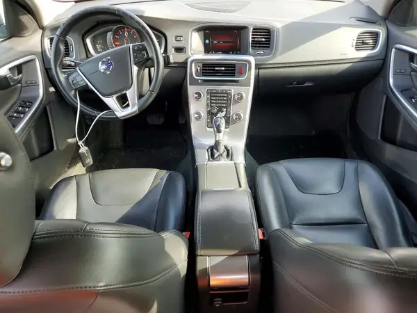 LYV402HKXHB137545 2017 VOLVO S60 - Image 8