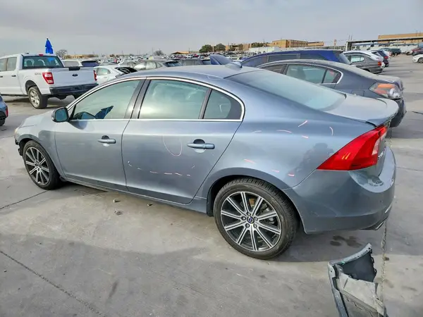 LYV402HKXHB152515 2017 VOLVO S60 - Image 2