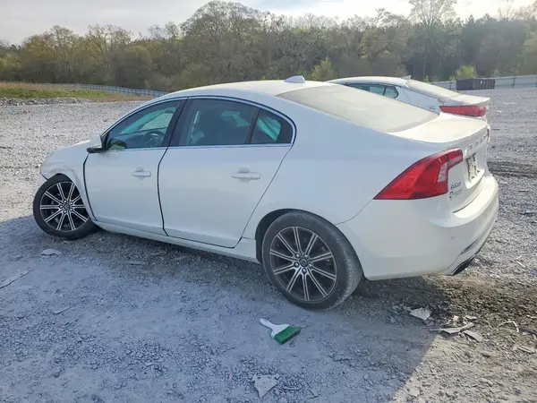 LYV402HKXJB179235 2018 VOLVO S60 - Image 2