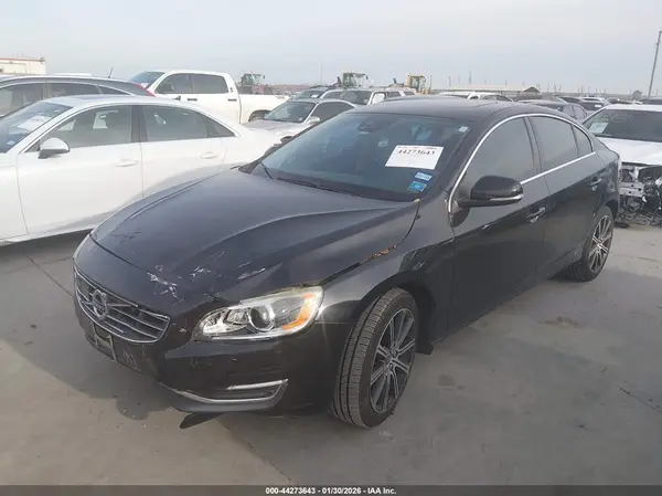 LYV402HM2JB178338 2018 VOLVO S60 - Image 2
