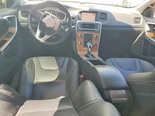 LYV402HM5HB149975 2017 VOLVO S60 - Image 8