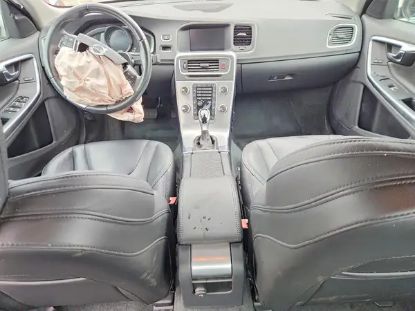 LYV402HM5JB172808 2018 VOLVO S60 - Image 8