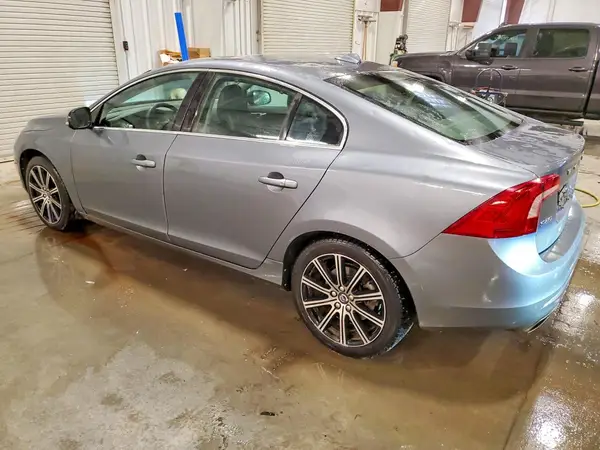 LYV402HM7HB142350 2017 VOLVO S60 - Image 2