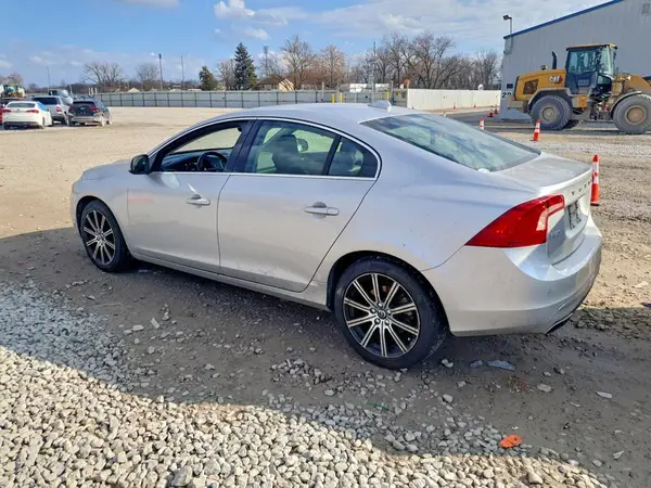 LYV402HM8HB128313 2017 VOLVO S60 - Image 2