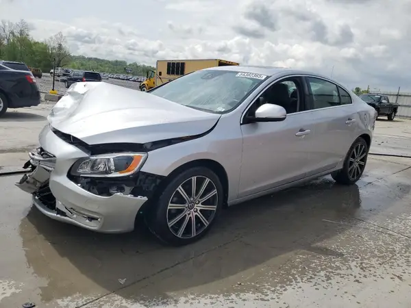 LYV402HMXHB129950 2017 VOLVO S60 - Image 1