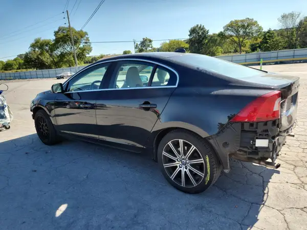 LYV402HMXHB145081 2017 VOLVO S60 - Image 2