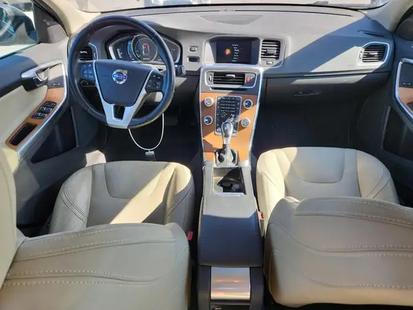 LYV402HMXHB145081 2017 VOLVO S60 - Image 8