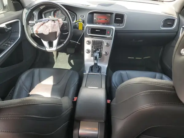 LYV402HMXJB162601 2018 VOLVO S60 - Image 8