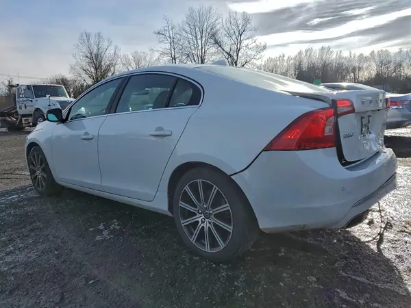 LYV402TK0HB127629 2017 VOLVO S60 - Image 2