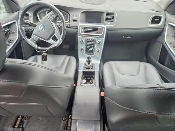 LYV402TK0HB127923 2017 VOLVO S60 - Image 8