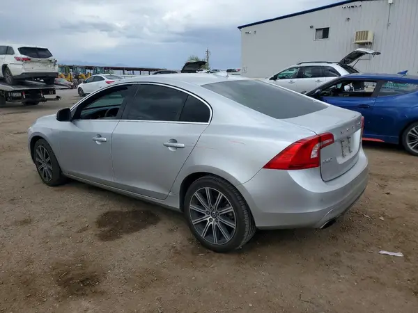 LYV402TK0JB189229 2018 VOLVO S60 - Image 2