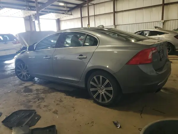LYV402TK3JB173011 2018 VOLVO S60 - Image 2