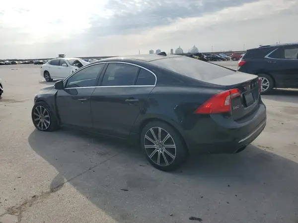 LYV402TK4HB125625 2017 VOLVO S60 - Image 2