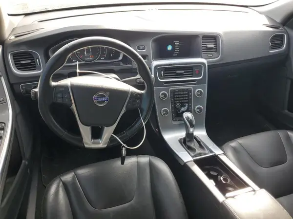 LYV402TK4HB125625 2017 VOLVO S60 - Image 8