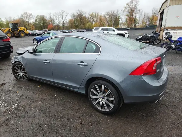 LYV402TK4HB125690 2017 VOLVO S60 - Image 2