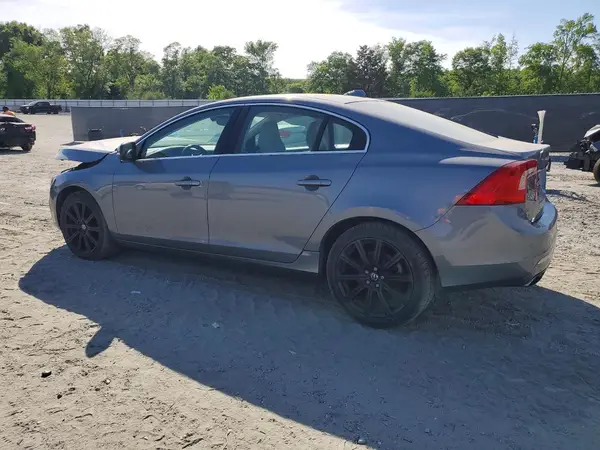 LYV402TK5HB145480 2017 VOLVO S60 - Image 2