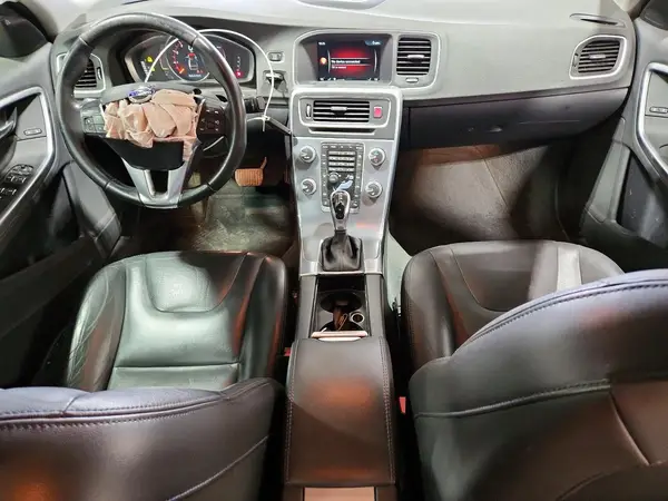 LYV402TK6HB125979 2017 VOLVO S60 - Image 8