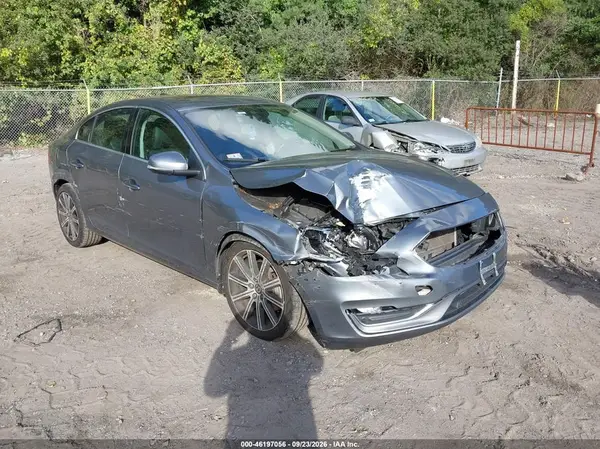 LYV402TK6HB154236 2017 VOLVO S60 - Image 1