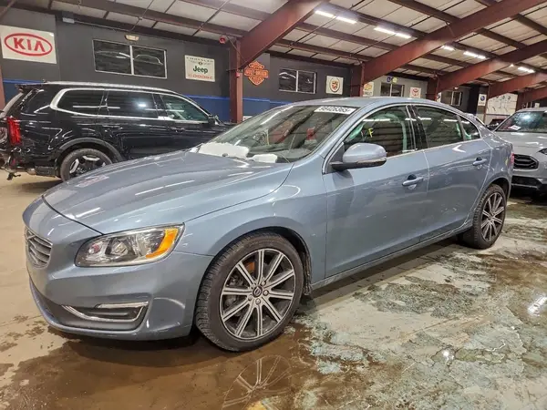LYV402TK6JB170622 2018 VOLVO S60 - Image 1