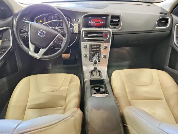 LYV402TK7JB173030 2018 VOLVO S60 - Image 8