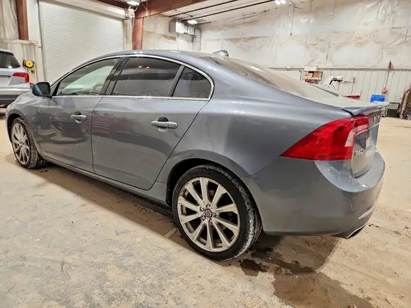 LYV402TK8HB127541 2017 VOLVO S60 - Image 2