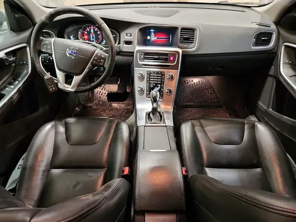 LYV402TK8HB127541 2017 VOLVO S60 - Image 8
