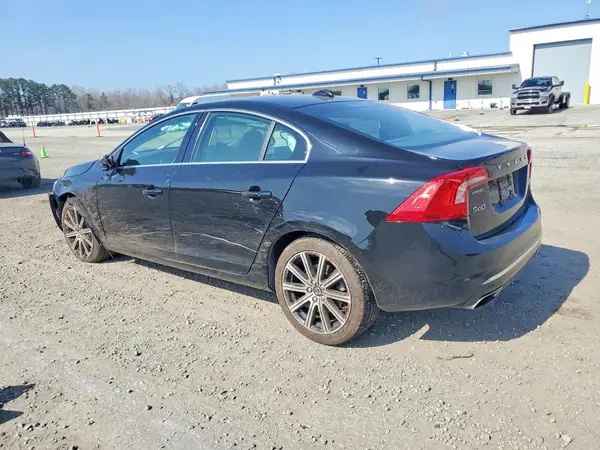 LYV402TK8HB138457 2017 VOLVO S60 - Image 2