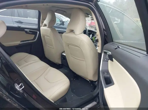 LYV402TK8HB1458 2017 VOLVO S60 - Image 8