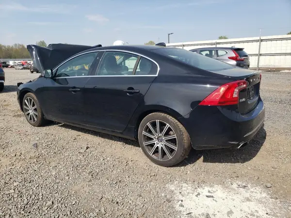 LYV402TK8JB168564 2018 VOLVO S60 - Image 2