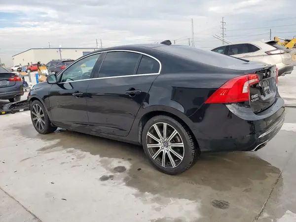 LYV402TK8JB170489 2018 VOLVO S60 - Image 2