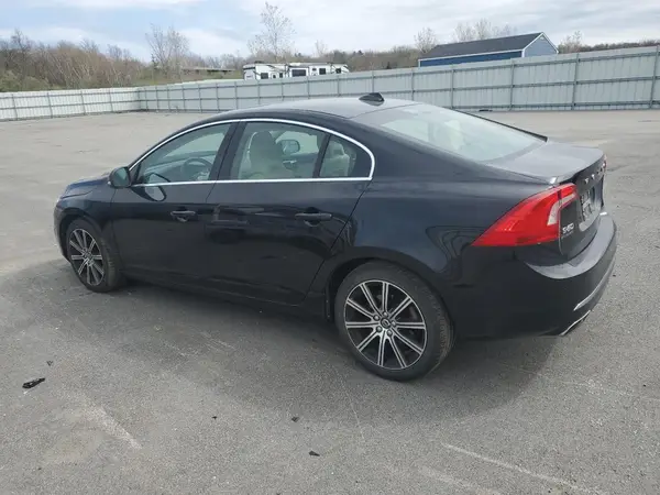 LYV402TK8JB171643 2018 VOLVO S60 - Image 2