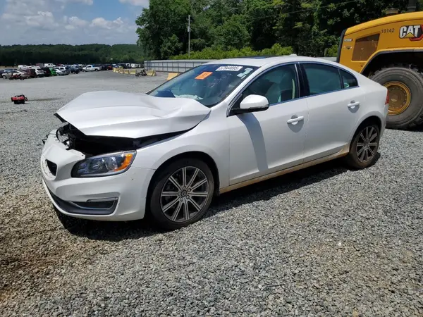 LYV402TK8JB173800 2018 VOLVO S60 - Image 1
