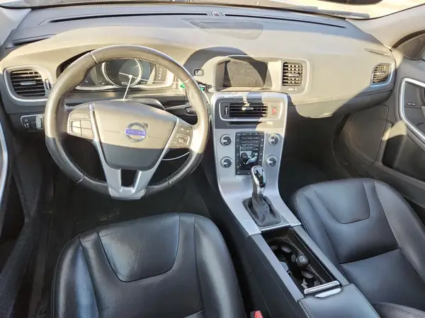LYV402TK9HB154148 2017 VOLVO S60 - Image 8