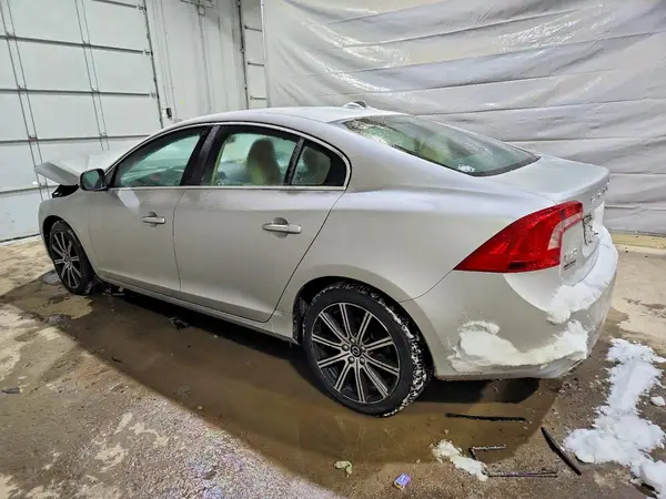 LYV402TK9JB166368 2018 VOLVO S60 - Image 2