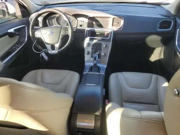 LYV402TKXHB129968 2017 VOLVO S60 - Image 8
