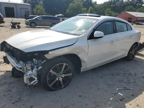 LYV402TKXHB145250 2017 VOLVO S60 - Image 1