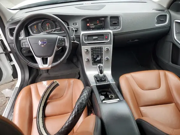 LYV402TKXHB196098 2017 VOLVO S60 - Image 8