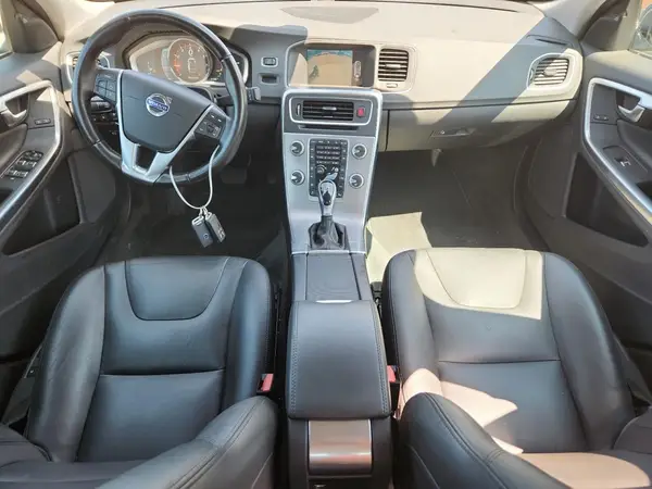 LYV402TKXJB159560 2018 VOLVO S60 - Image 8