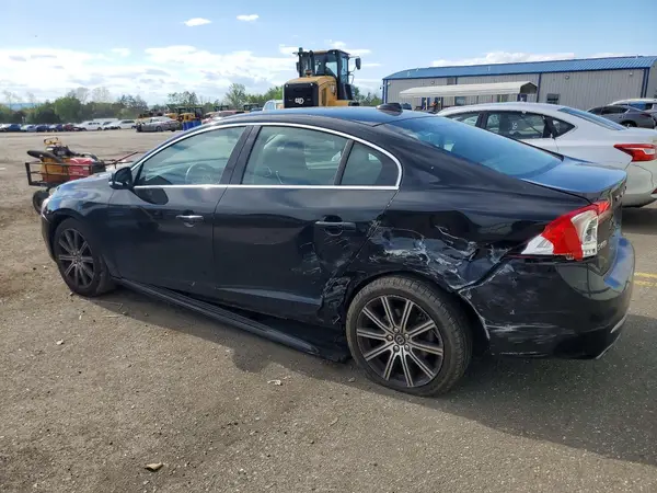 LYV402TKXJB174107 2018 VOLVO S60 - Image 2