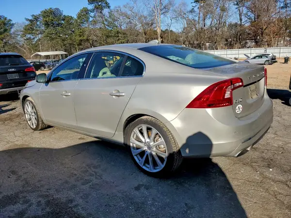 LYV402TM0JB169368 2018 VOLVO S60 - Image 2