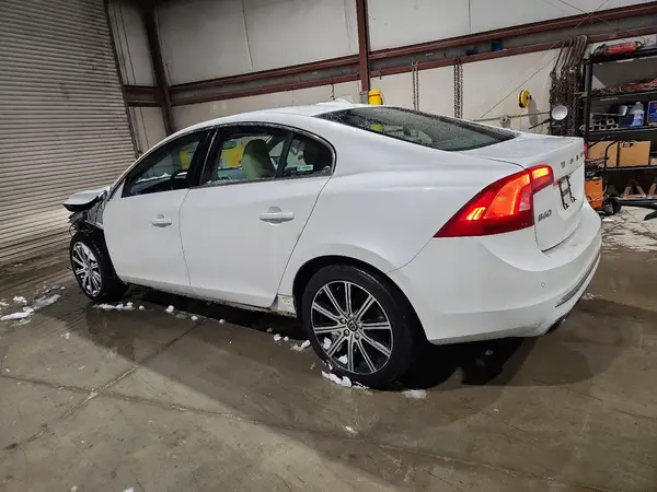 LYV402TM1HB127351 2017 VOLVO S60 - Image 2