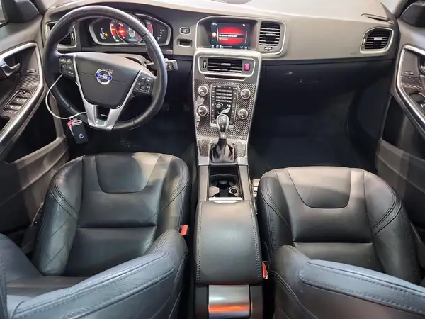 LYV402TM1HB138852 2017 VOLVO S60 - Image 8