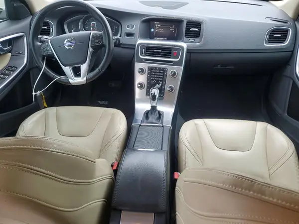 LYV402TM2JB178153 2018 VOLVO S60 - Image 8