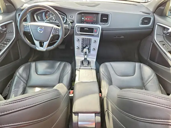 LYV402TM4JB173682 2018 VOLVO S60 - Image 8