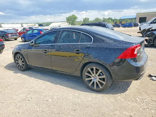 LYV402TM9HB195039 2017 VOLVO S60 - Image 2