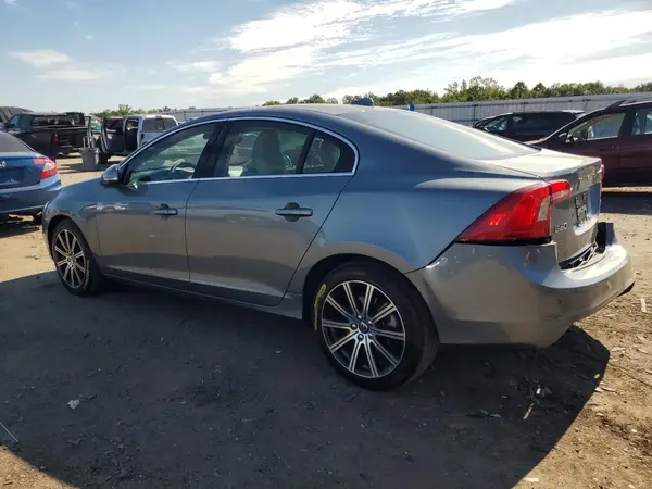 LYV402TM9JB156991 2018 VOLVO S60 - Image 2